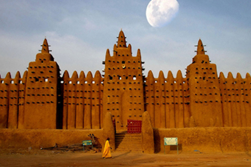 SITES & ATTRAITS TOURISTIQUES